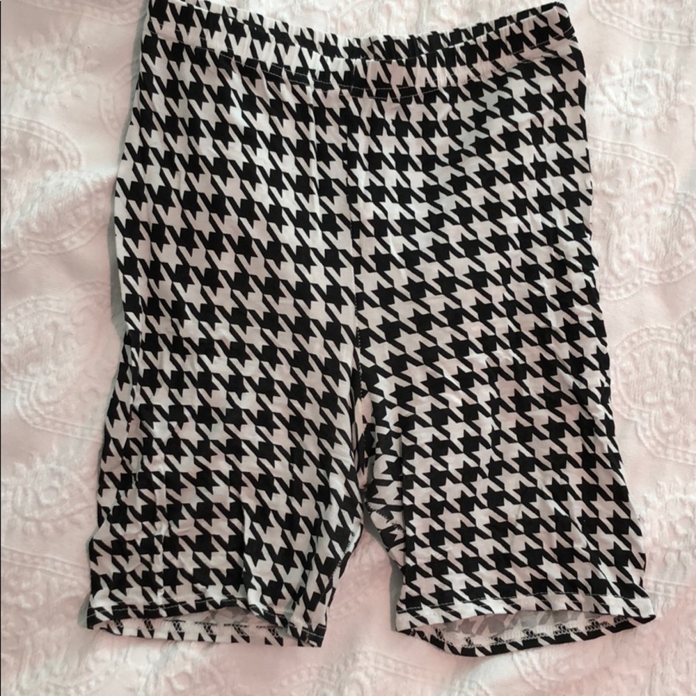 pretty little thing biker shorts